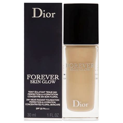 Christian Dior Dior Forever Skin Glow Foundation SPF 20